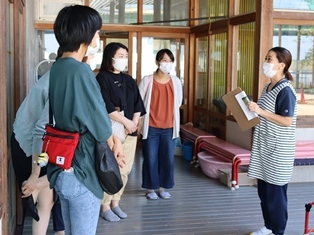 02.jpg